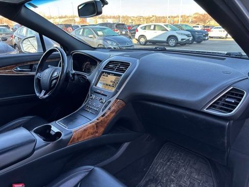 Used 2018 Lincoln MKX Reserve image 23
