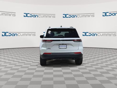 New 2026 Jeep Grand Cherokee Limited AWD/4WD image 7