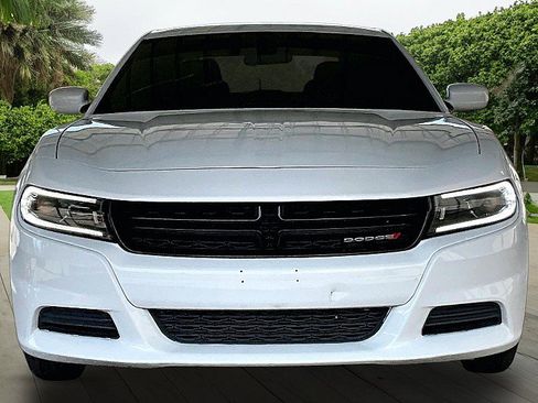 Used 2022 Dodge Charger SXT RWD image 2