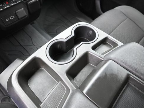 Used 2023 Chevrolet Silverado 2500 Custom w/ Custom Value Package image 18