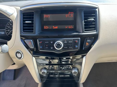Used 2015 Nissan Pathfinder S FWD image 15
