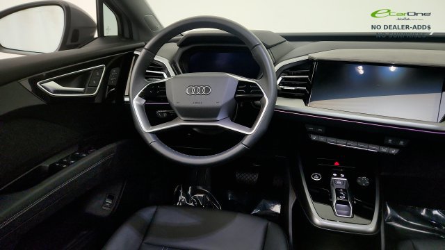 Used 2024 Audi Q4 e-tron Premium Plus w/ Premium Plus AWD/4WD image 54