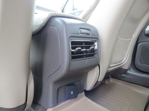 Used 2022 Lincoln Corsair Reserve w/ Elements Package image 17