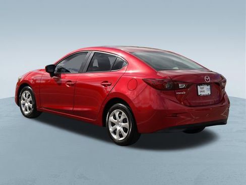 Used 2017 MAZDA MAZDA3 Sport FWD image 5