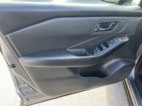 Certified 2024 Nissan Rogue S image 15