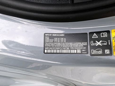 Used 2023 BMW M8 Competition w/ M Carbon Exterior Package AWD/4WD image 33