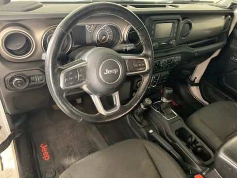 Used 2020 Jeep Gladiator Sport w/ Quick Order Package 24S AWD/4WD image 18