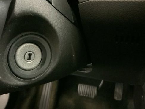 Used 2016 Ford Fusion SE w/ Equipment Group 202A FWD image 21
