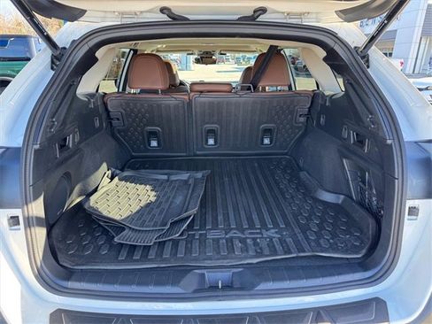 Used 2024 Subaru Outback Touring w/ Popular Package #2 image 10