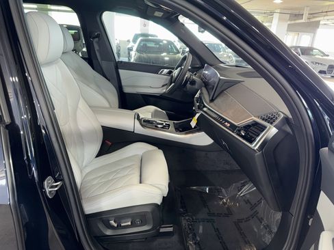 New 2026 BMW X5 sDrive40i w/ M Sport Package RWD image 9