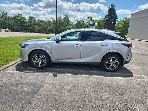 Used 2023 Lexus RX 350 Premium w/ Accessory Package AWD/4WD image 5