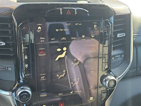 Used 2019 RAM 1500 Laramie image 25