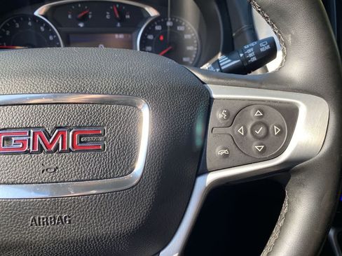 Used 2024 GMC Terrain SLT AWD/4WD image 21
