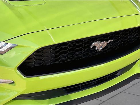 Used 2020 Ford Mustang Coupe RWD image 28