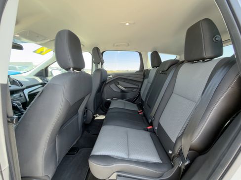 Used 2019 Ford Escape SE FWD image 13
