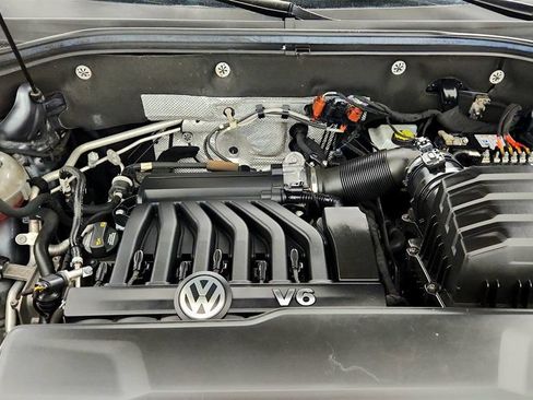 Used 2019 Volkswagen Atlas SEL R-Line FWD image 28