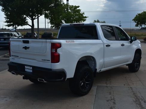 New 2026 Chevrolet Silverado 1500 Custom Trail Boss w/ LPO, Dark Essentials Package AWD/4WD image 5