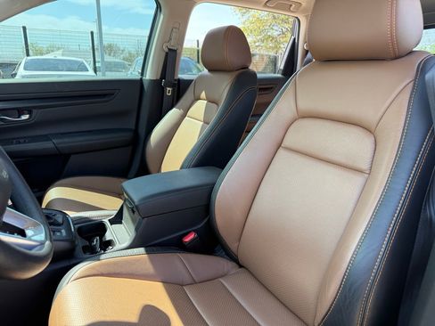 Used 2023 Honda CR-V EX image 11