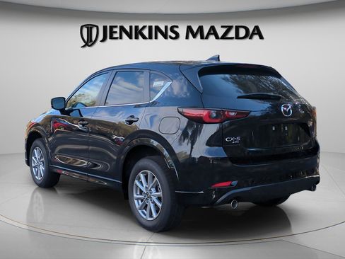 New 2025 MAZDA CX-5 AWD 2.5 S w/ Select Package image 6