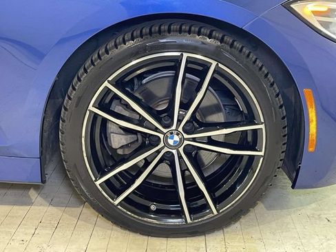 Used 2019 BMW 330i xDrive Sedan w/ M Sport Package AWD/4WD image 14