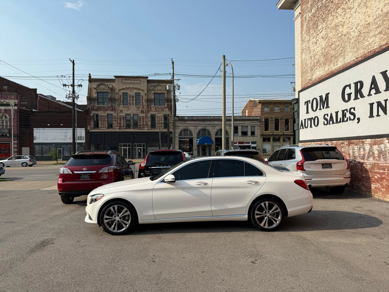 Used 2017 Mercedes-Benz C 300 4MATIC Sedan image 5