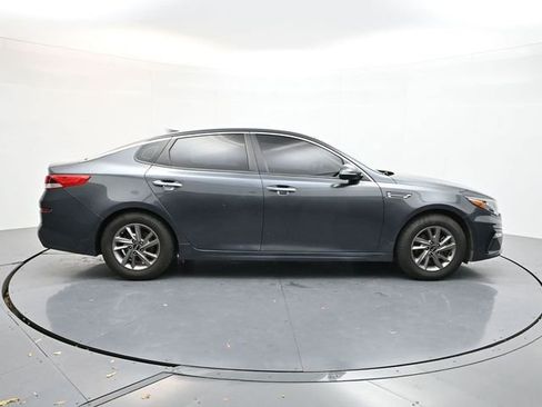 Used 2020 Kia Optima LX image 5