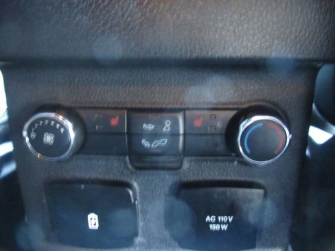 Used 2018 Ford Explorer Limited w/ Equipment Group 301A image 10