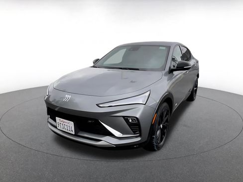 Used 2025 Buick Envista Sport Touring image 7