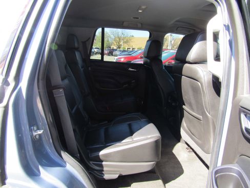 Used 2015 Chevrolet Tahoe LT w/ Luxury Package image 15