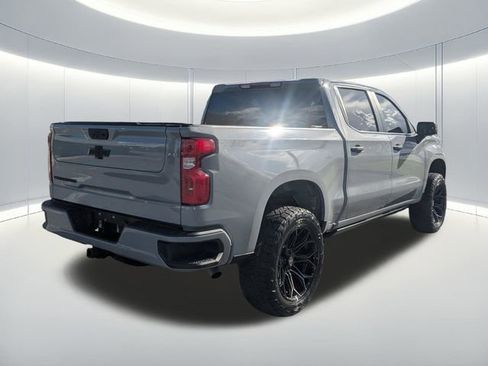 Used 2024 Chevrolet Silverado 1500 Custom image 6