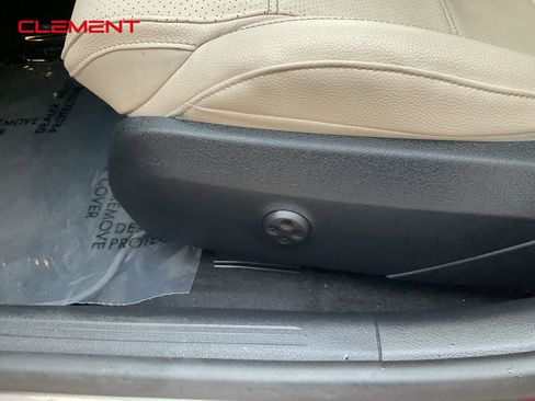 Used 2023 Mercedes-Benz C 300 Sedan image 35