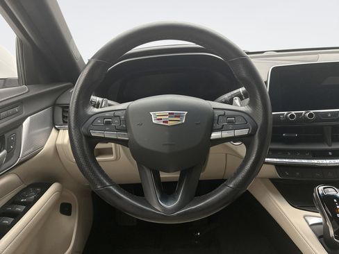 Used 2021 Cadillac CT4 Premium Luxury RWD image 12