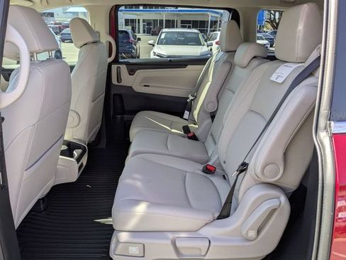 Certified 2026 Honda Odyssey EX-L image 29