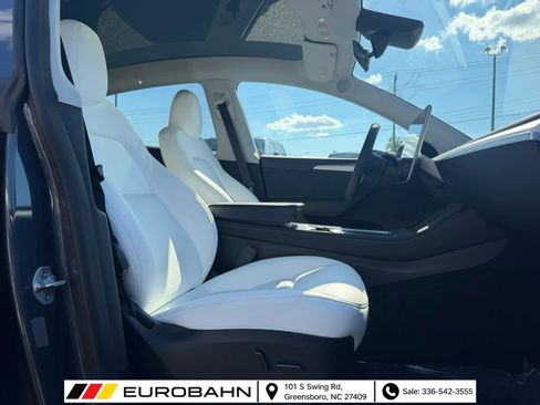 Used 2023 Tesla Model Y Long Range AWD/4WD image 16