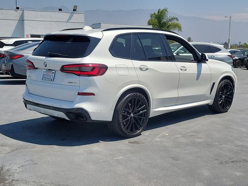 Used 2022 BMW X5 sDrive40i w/ M Sport Package RWD image 3