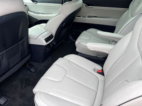 Used 2024 Hyundai Palisade Calligraphy FWD image 18