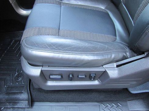 Used 2013 Ford F150 Raptor w/ Luxury Equipment Group AWD/4WD image 14