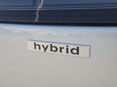 Used 2025 Hyundai Sonata Limited FWD image 27