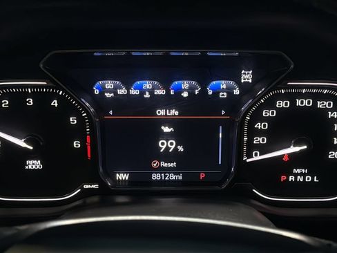 Used 2021 GMC Sierra 1500 AT4 w/ AT4 Carbonpro Edition AWD/4WD image 23