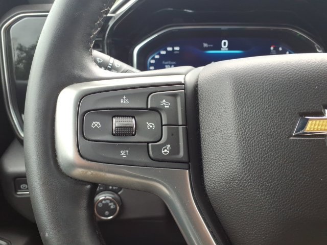 Used 2023 Chevrolet Silverado 1500 LT w/ Leather Package AWD/4WD image 31