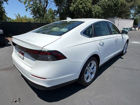 New 2026 Honda Accord LX image 4