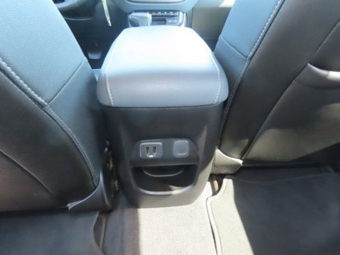 Used 2019 Chevrolet Colorado Z71 RWD image 19