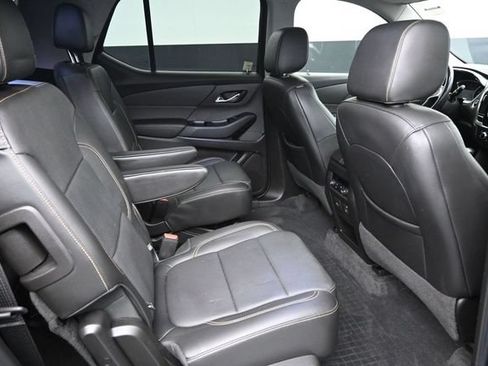 Used 2019 Chevrolet Traverse Premier w/ Redline Edition AWD/4WD image 19
