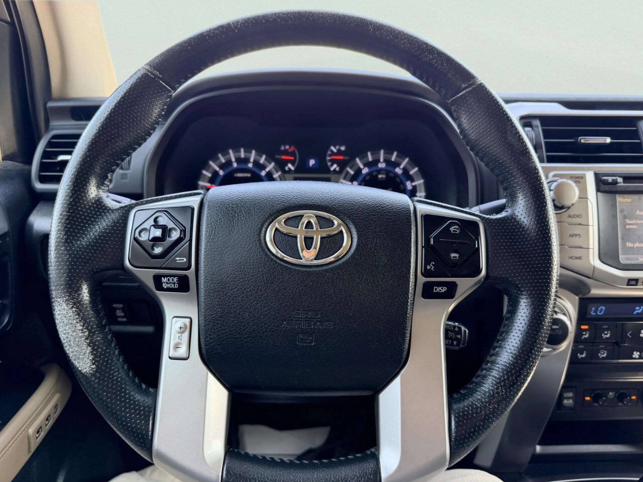 Used 2016 Toyota 4Runner Limited AWD/4WD image 34