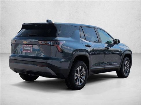 New 2026 Chevrolet Equinox LT w/ Safety and Technology Package FWD image 2