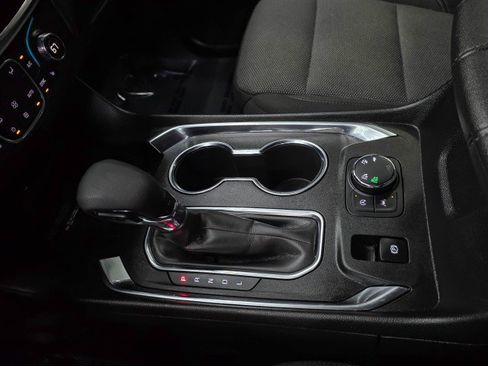 Used 2023 Chevrolet Traverse LT AWD/4WD image 27