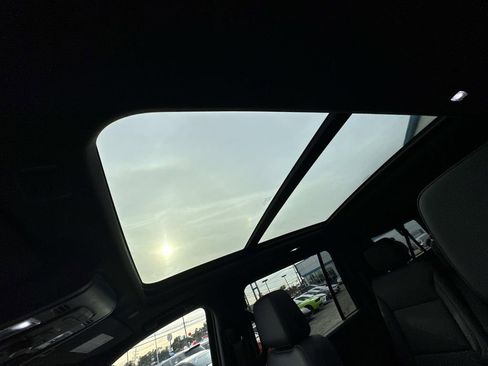 Certified 2024 Chevrolet Suburban Z71 w/ Off-Road Capability Package image 28