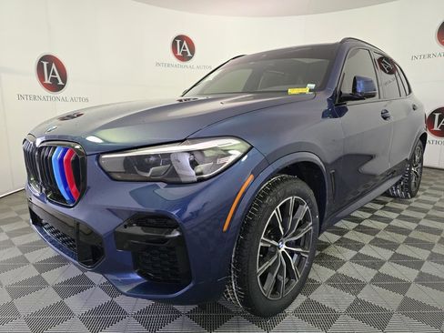 Certified 2022 BMW X5 xDrive40i w/ M Sport Package image 5