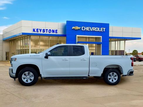 Used 2021 Chevrolet Silverado 1500 LT w/ Work Truck Package AWD/4WD image 4