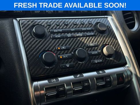 Used 2011 Nissan GT-R Premium image 48